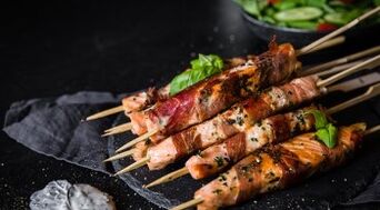 Kebab de salmão