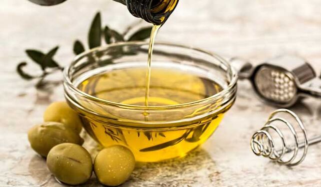 O azeite pode ser substituído por óleo de girassol na dieta mediterrânea